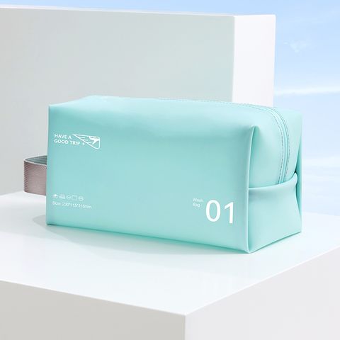 Casual Style Pvc Travel Bag Toiletry Bag In Vivid Color