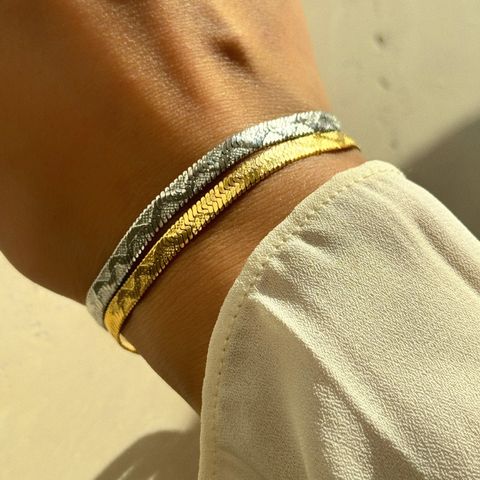 304 Stainless Steel 18K Gold Plated Simple Style Classic Style Plating Solid Color Bracelets