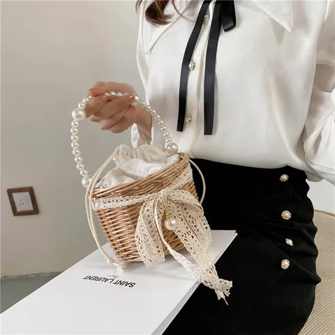 Women's Medium Rattan Bow Knot Elegant Vacation Pearls String Straw Bag