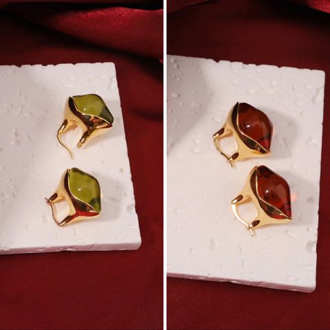 1 Pair Vintage Style Solid Color Inlay Resin Copper Resin 18K Gold Plated Ear Studs