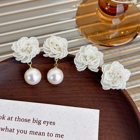 1 Pair Elegant Glam Luxurious Flower Resin Drop Earrings Ear Studs