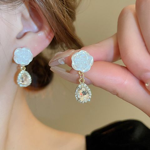 1 Pair Casual Elegant Flower Plating Inlay Alloy Rhinestones Drop Earrings