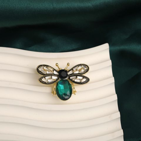 Elegant Simple Style Bee Dragonfly Alloy Plating Inlay Rhinestones Pearl Women's Brooches 1 Piece