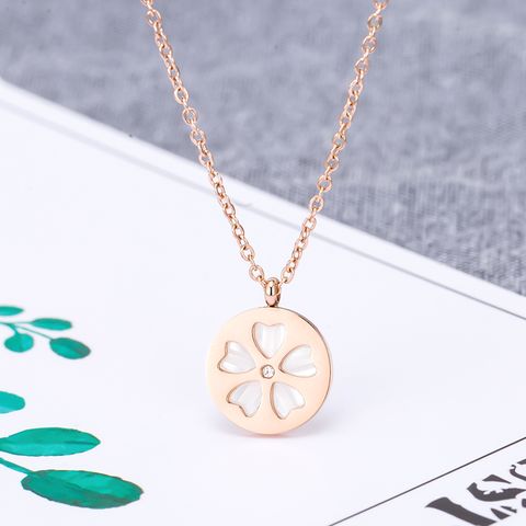 304 Stainless Steel 18K Gold Plated Rose Gold Plated IG Style Elegant Sweet Polishing Inlay Flower Petal Rhinestones Shell Pendant Necklace