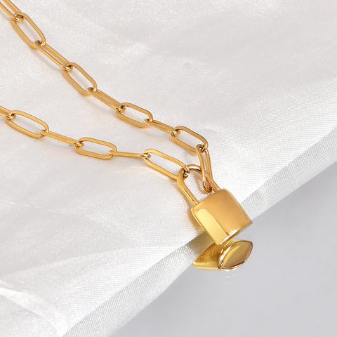 Titanium Steel 18K Gold Plated Simple Style Lock Pendant Necklace