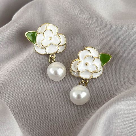 1 Pair Elegant Glam Luxurious Flower Enamel Inlay Copper Pearl Drop Earrings