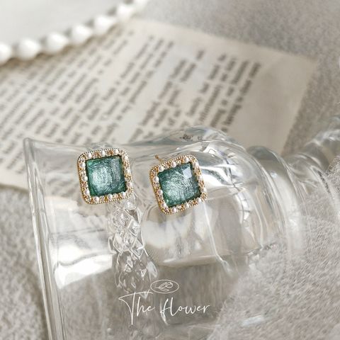 Simple Style Square Copper Inlay Resin Pearl Zircon Ear Studs 1 Pair