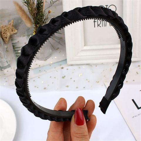 Women's Simple Style Classic Style Solid Color Flannel Satin Criss Cross Hair Band