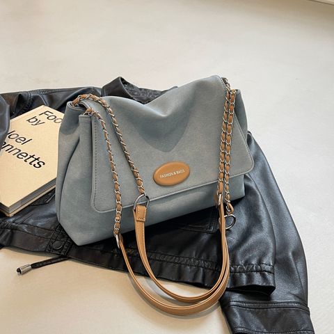 Women's Medium Pu Leather Solid Color Classic Style Zipper Shoulder Bag