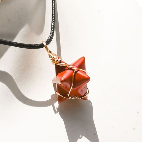 Simple Style Commute Printing Crystal Agate Leather Rope Polishing Women's Pendant Necklace