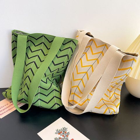 Women's Medium Knit Geometric Basic Classic Style Square Open Shoulder Bag