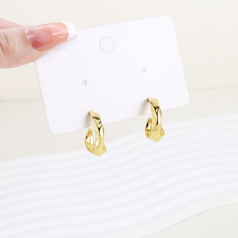 1 Pair Elegant Simple Style Commute Solid Color Iron Gold Plated Ear Studs