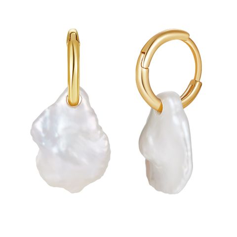 1 Pair Simple Style Classic Style Solid Color Inlay Freshwater Pearl Sterling Silver Freshwater Pearl Drop Earrings