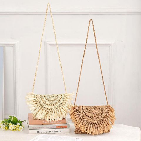 Women's Small Straw Solid Color Vacation Beach Weave Buckle Straw Bag