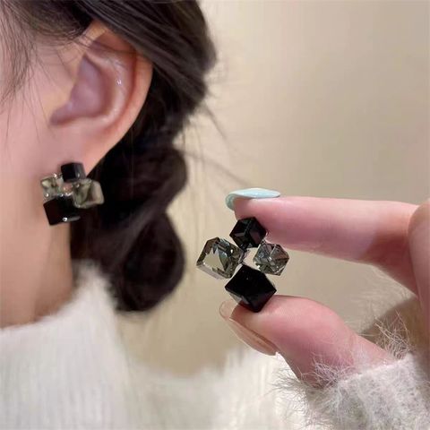 1 Pair IG Style Elegant Sweet Irregular Heart Shape Flower Inlay Sterling Silver Artificial Pearls Drop Earrings Ear Studs