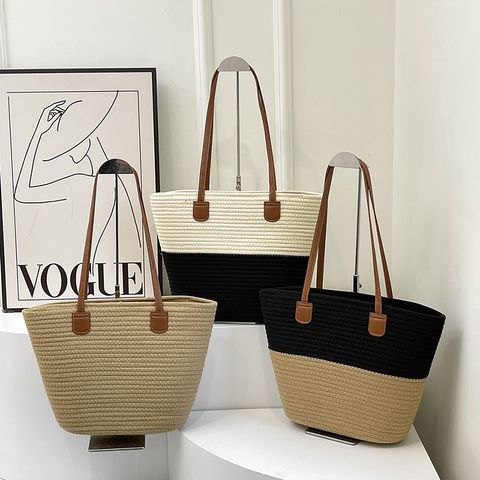 Women's Medium Straw Color Block Solid Color Vacation Beach Weave Open Straw Bag