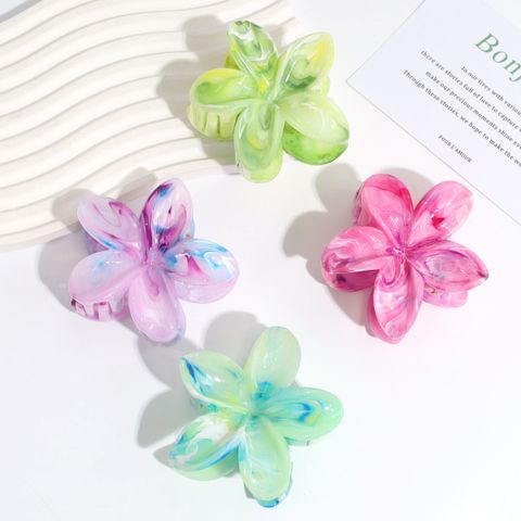 Women's Simple Style Classic Style Flower Plastic Resin Hair Claws