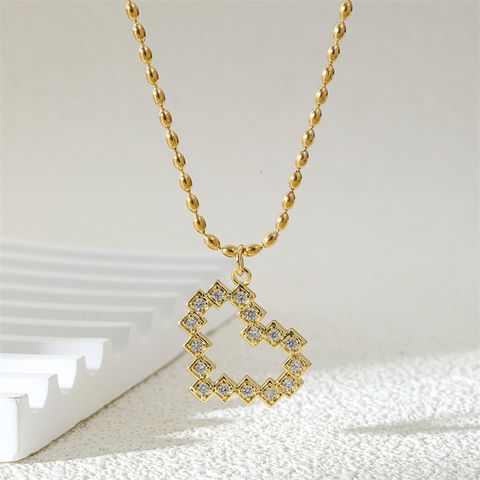 Ferroalloy (201 Stainless Steel) Brass 18K Gold Plated Simple Style Classic Style Plating Inlay Heart Shape Zircon Pendant Necklace
