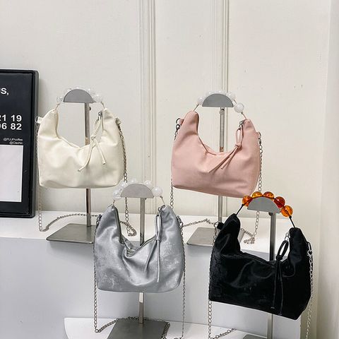 Women's Medium Pu Leather Solid Color Classic Style Streetwear Dumpling Shape Zipper Crossbody Bag