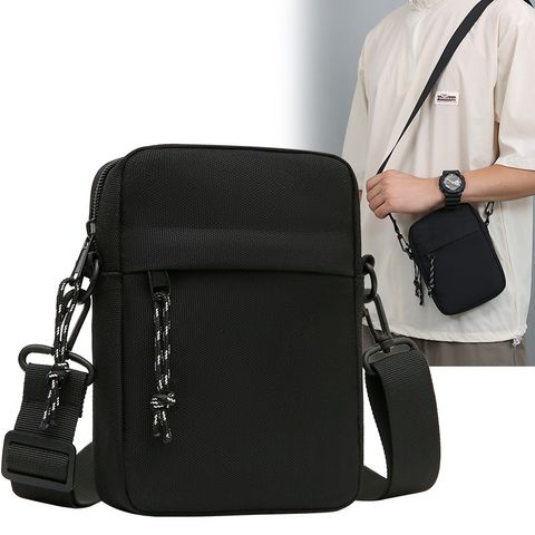 Men's Solid Color Oxford Cloth Zipper Crossbody Bag