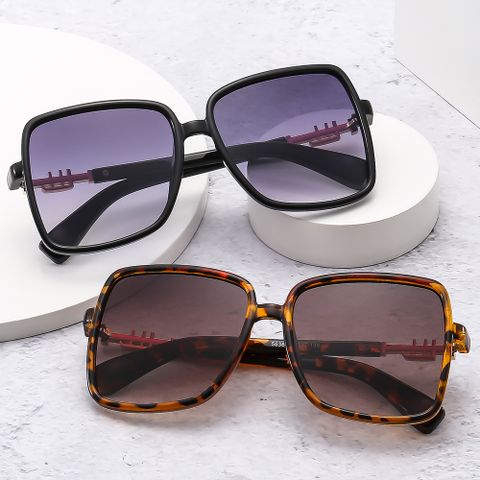 Modern Style Solid Color Ac Square Full Frame Women's Sunglasses