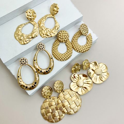 1 Pair Basic Modern Style Classic Style Round Flower Plating 304 Stainless Steel Gold Plated Drop Earrings