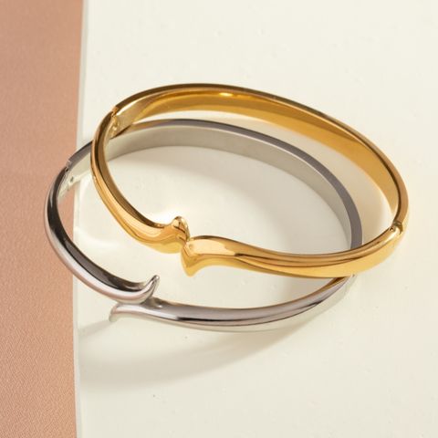 Casual Classic Style Solid Color Snake 304 Stainless Steel 18K Gold Plated Bangle In Bulk