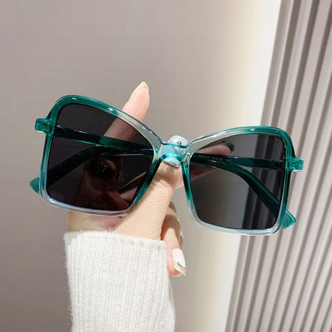 Elegant Simple Style Gradient Color Ac Butterfly Frame Full Frame Women's Sunglasses