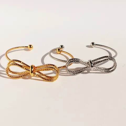 Laiton Plaqué Or 18K Sucré Style Simple Noeud D'Arc Bracelet