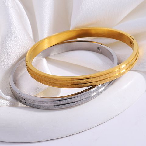 Formal Classic Style Commute Solid Color 304 Stainless Steel 18K Gold Plated Bangle In Bulk