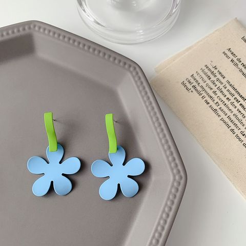 1 Pair Simple Style Flower Stoving Varnish Alloy Drop Earrings