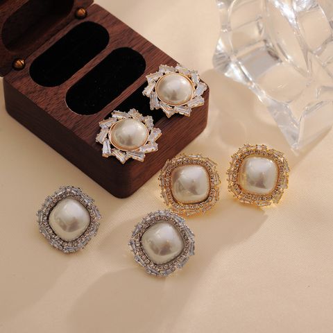 1 Pair Simple Style Classic Style Solid Color Plating Inlay Copper Pearl Zircon 18K Gold Plated Ear Studs