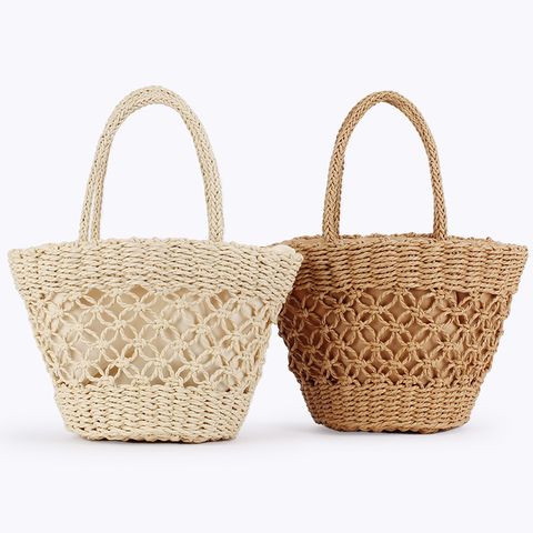 Women's Medium Polyester Cotton Geometric Basic Beach String Straw Bag