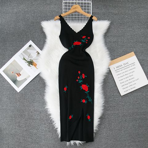 Women's Strap Dress Casual V Neck Embroidery Sleeveless Embroidery Maxi Long Dress Daily