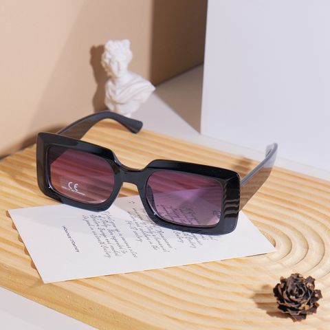 Vintage Style Simple Style Classic Style Solid Color Pc Square Full Frame Women's Sunglasses