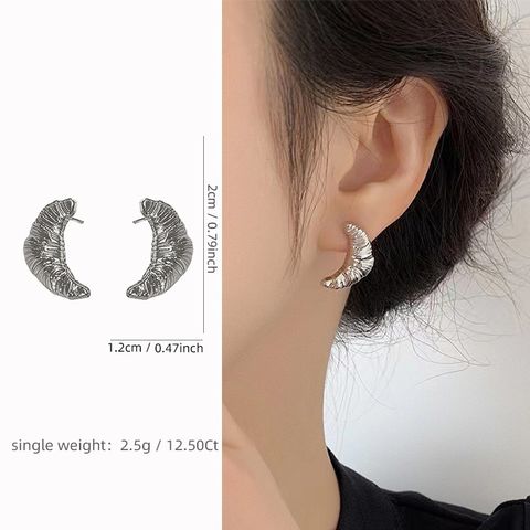 1 Pair Simple Style Horns Plating Copper 18K Gold Plated Ear Studs