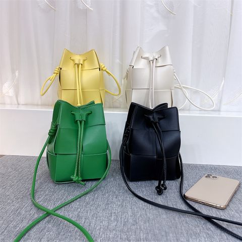 Women's Mini Pu Leather Solid Color Streetwear String Bucket Bag