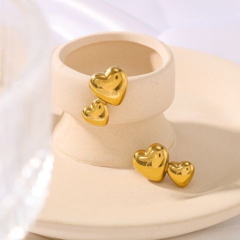 1 Pair Vintage Style Simple Style Heart Shape Plating 304 Stainless Steel 18K Gold Plated Ear Studs