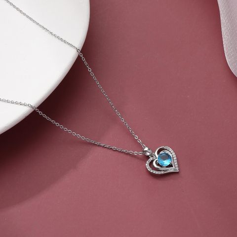 Wholesale Elegant Lady Classic Style Heart Shape Copper Inlay Gold Plated Zircon Pendant Necklace