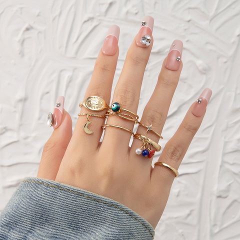 Großhandel Schmuck Retro Einfacher Stil Teufels Auge Mond Legierung Überzug Offener Ring