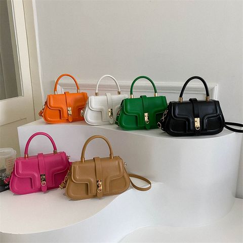 Women's Medium Pu Leather Solid Color Vintage Style Classic Style Magnetic Buckle Square Bag