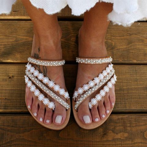 Women's Casual Vacation Solid Color Rhinestone Pearls Round Toe Roman Sandals