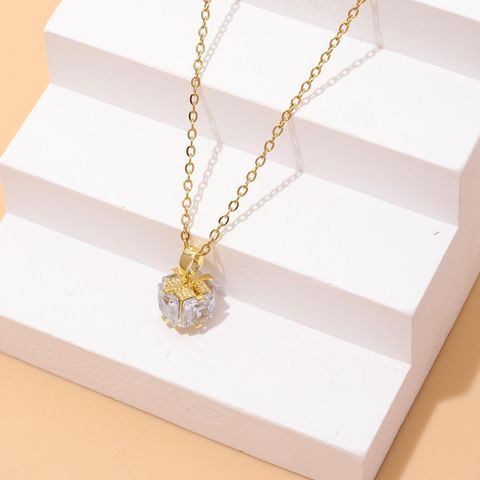 Wholesale Casual Classic Style Commute Square Copper Plating Inlay 18K Gold Plated Zircon Pendant Necklace