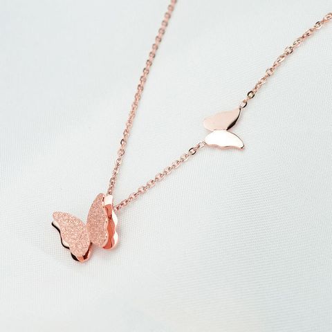 304 Stainless Steel IG Style Simple Style Plating Inlay Four Leaf Clover Round Heart Shape Shell Zircon Pendant Necklace
