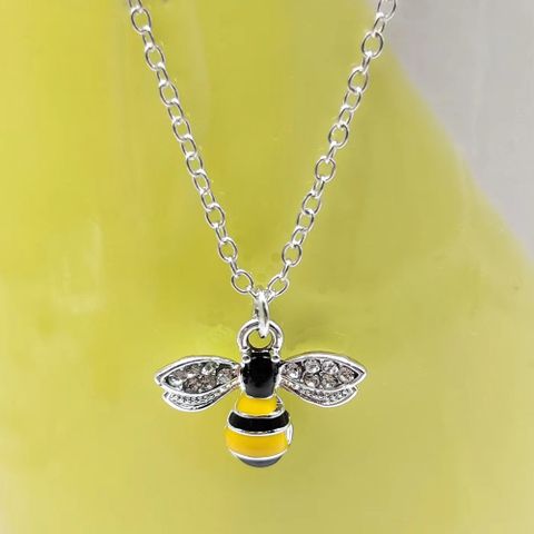 IG Style Basic Korean Style Bee Alloy Enamel Plating Inlay Rhinestones Gold Plated Silver Plated Women's Pendant Necklace