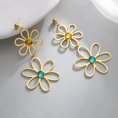 1 Pair Vintage Style French Style Simple Style Flower Plating Hollow Out Inlay 304 Stainless Steel Glass Stone 14K Gold Plated Drop Earrings