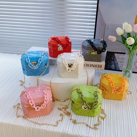 Women's Small Arylic Solid Color Vintage Style Classic Style Square Lock Clasp Box Bag