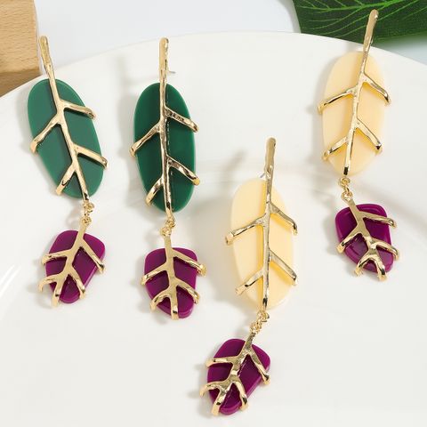 1 Pair Simple Style Classic Style Leaves Inlay Synthetic Resin Alloy Resin Drop Earrings
