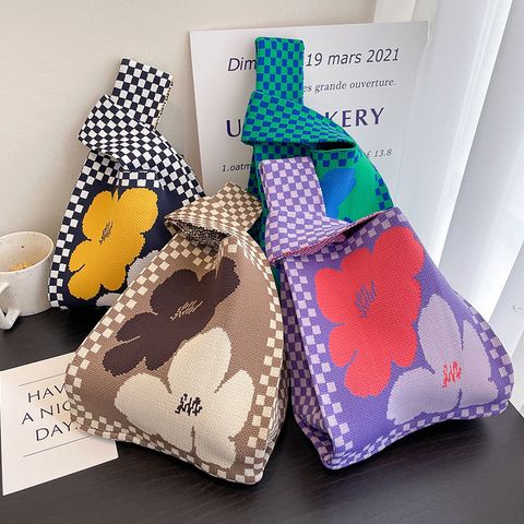 Women's Medium Knit Plaid Flower Vintage Style Square Open Handbag