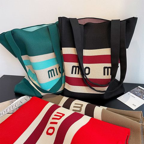 Women's Medium Knit Letter Stripe Vintage Style Classic Style Open Tote Bag